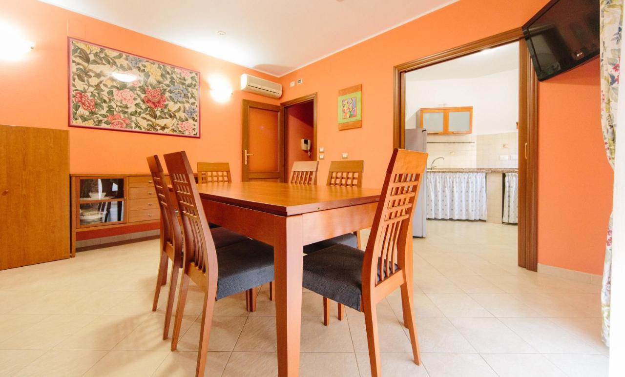 Casa Elena Apartment Алгеро Екстериор снимка