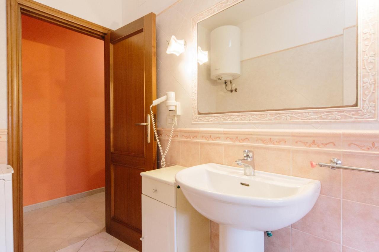 Casa Elena Apartment Алгеро Екстериор снимка
